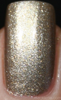 c_ScreamingBrightNailLacquerMAC1